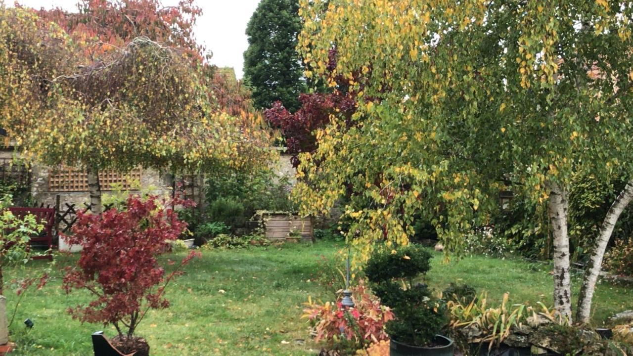 L Escale En Beauce Bed & Breakfast Maisons  Exterior photo
