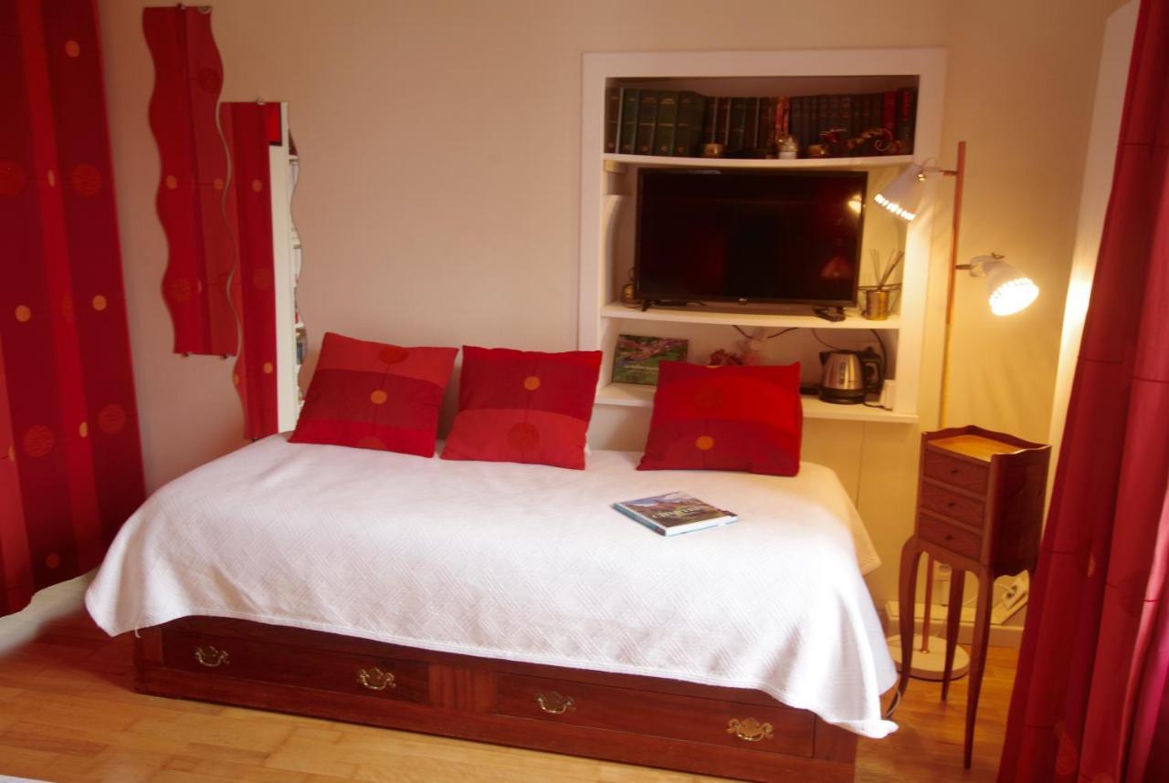 L Escale En Beauce Bed & Breakfast Maisons  Exterior photo